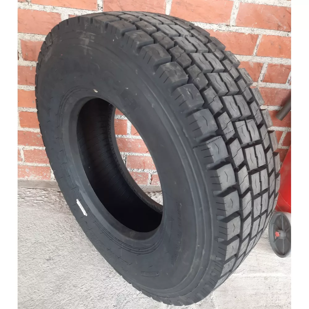 Грузовая шина 305/70 R19,5 Long March LM-329 18PR в Североуральске